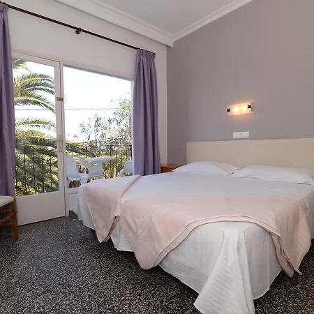 Otel Flamingo *